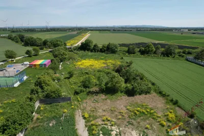 Grundstück kaufen in Baden – 15 966 m², € 2.180.000 – Bild 3 von 34