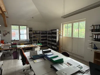 Gewerbeimmobilie mieten in Mattersburg – 135 m², € 1.080 – Bild 2 von 4