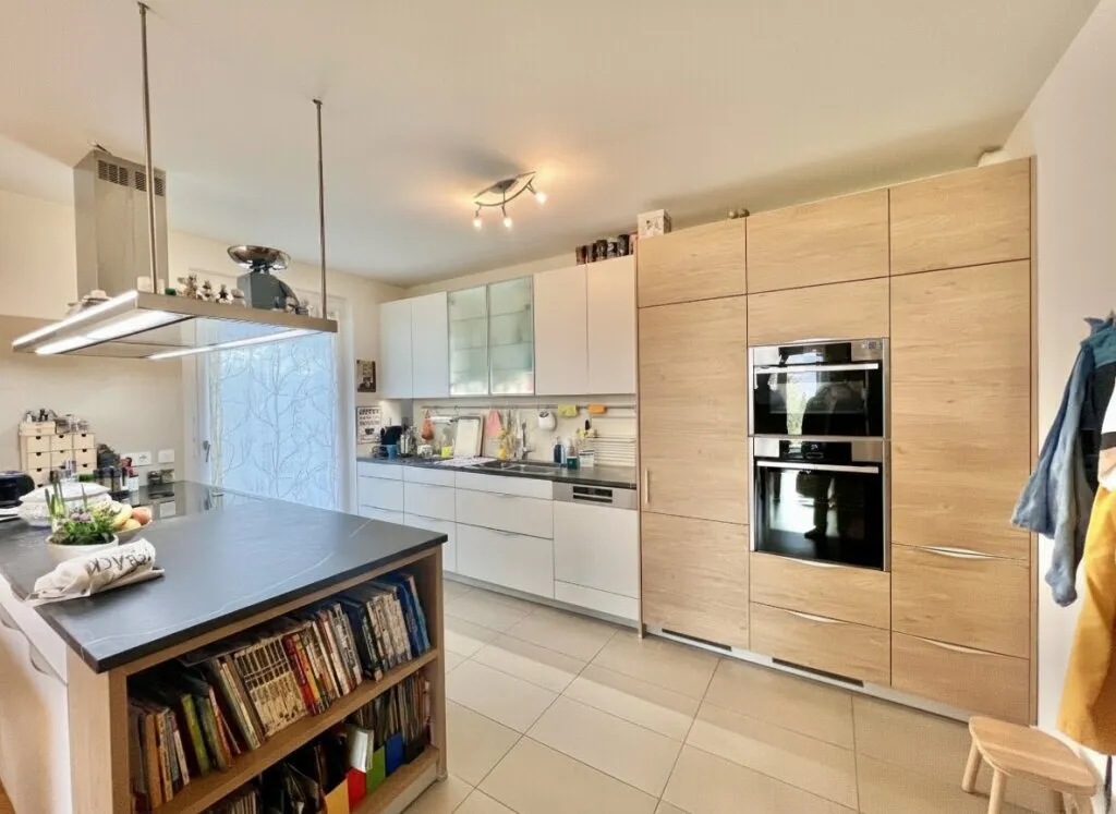GRÜNRUHELAGE | 145 m² GARTEN | 3 Zimmer | ca. 93 m² NFL | Loggia | Fußbodenheizung – pohled 3