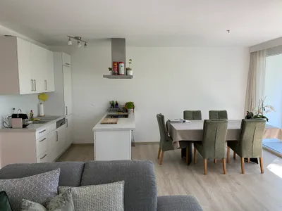 2-Zimmer-Wohnung mieten in Vöcklabruck – 58 m², € 965 – Bild 2 von 5