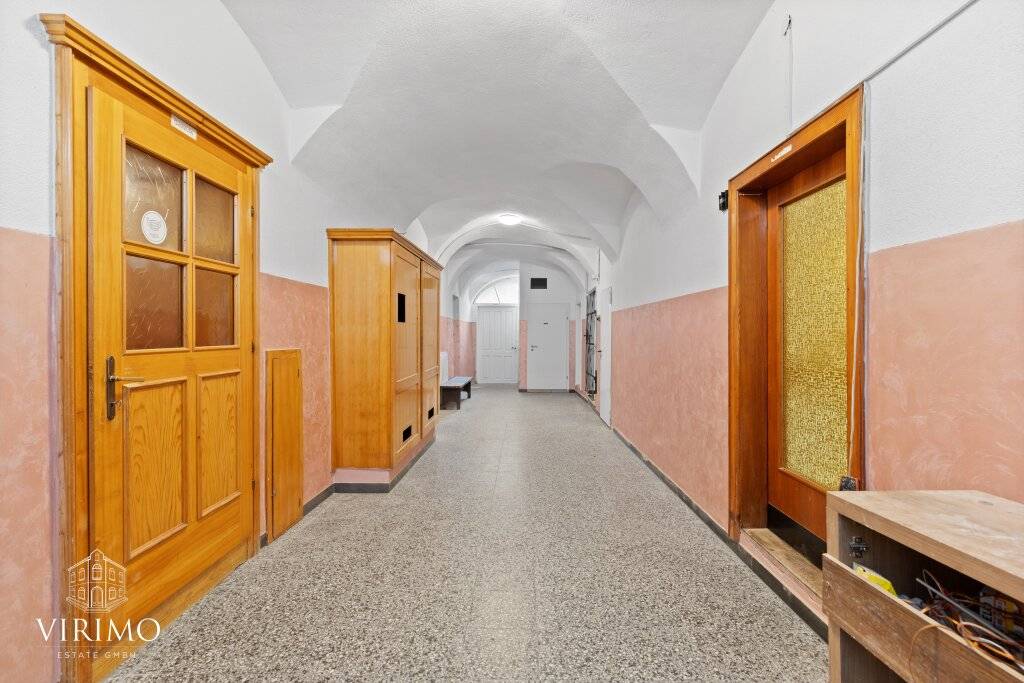 Seltene Investmentchance am Marktplatz von Haag am Hausruck! Mehrfamilienhaus mit 4 Wohnungen & Gewerbefläche - das perfekte Investment - Ansicht 2