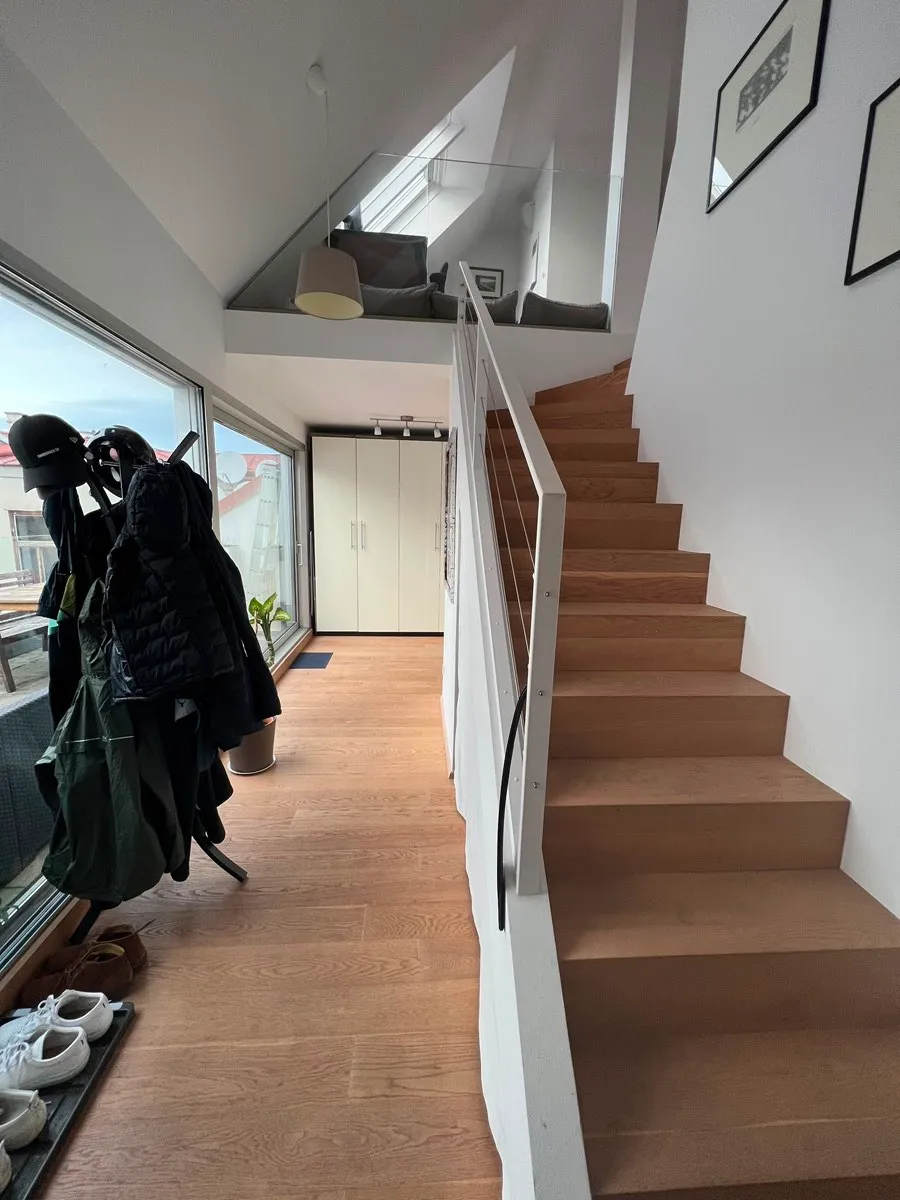Dachgeschosswohnung mit Terrasse 1160 - Widok 2