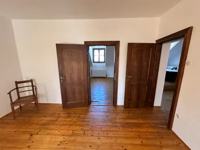 7-Zimmer-Haus mieten in Sankt Pölten Land – 250 m², € 2.100 – Bild 22 von 75