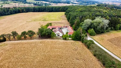 7-Zimmer-Haus mieten in Sankt Pölten Land – 250 m², € 2.100 – Bild 2 von 75