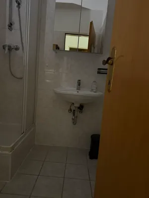 1-Zimmer-Wohnung mieten in Urfahr-Umgebung – 42 m², € 587 – Bild 5 von 16