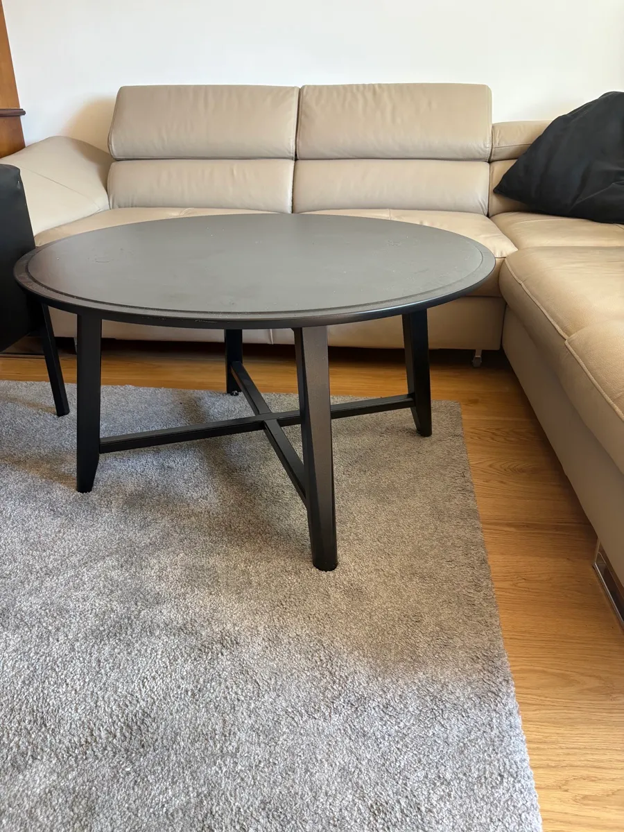 IKEA Couchtisch rund schwarz - großer Wohnzimmertisch, € 35,- (1140 Wien)