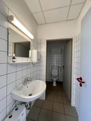 Gewerbeimmobilie mieten in Linz Land – 77 m², € 819 – Bild 4 von 5