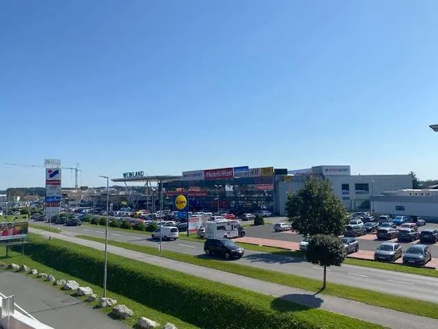 Teilbar! Attraktive Geschäftsfläche im EKZ Weinland Leibnitz zu vermieten! - Ansicht 3