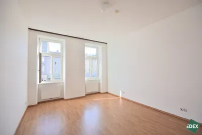 Helle 2-Zimmer-Wohnung mit separater Küche – Bild 3