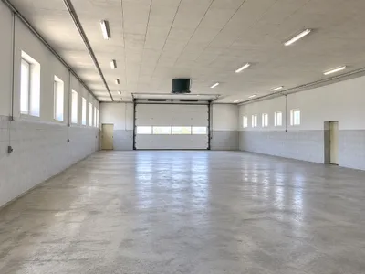 Gewerbeimmobilie mieten in Sankt Pölten – 429 m², € 5