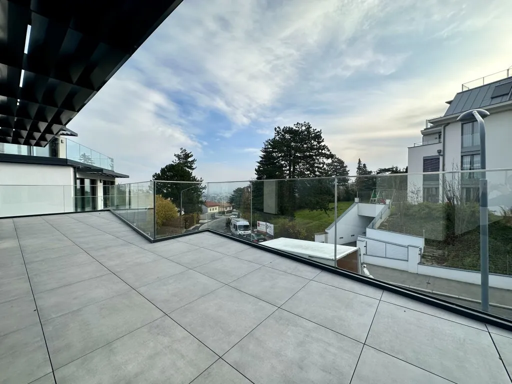 2-Zimmer-Luxuswohnung im Grünen - Dachterrasse - Balkon mit Fernblick - Wärmepumpe! - Widok 2