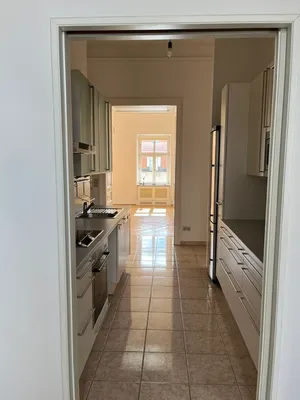 3-Zimmer-Wohnung mieten in Wien – 111 m², € 1.990 – Bild 2 von 7