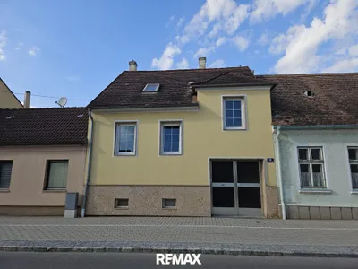 5-Zimmer-Haus kaufen in Mistelbach – 120 m², € 169.000 – Bild 1 von 28