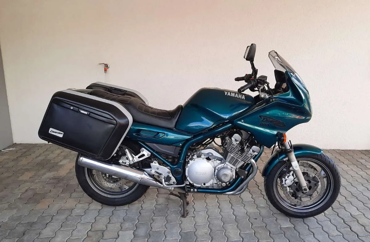 Yamaha XJ