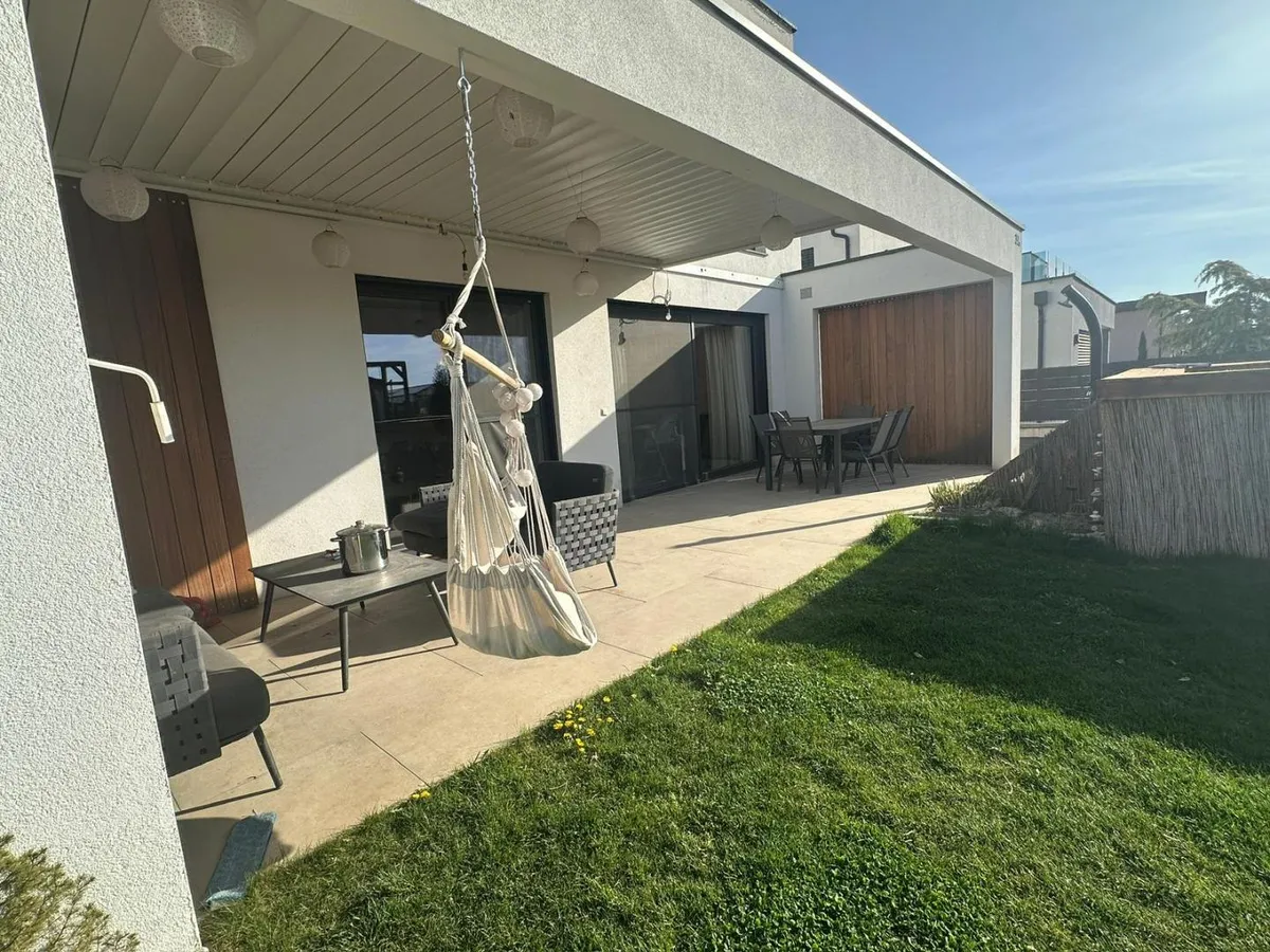 Neuwertiges Einfamilienhaus in sonniger Lage in Seiersberg - Ideal für Familien! - Ansicht 2