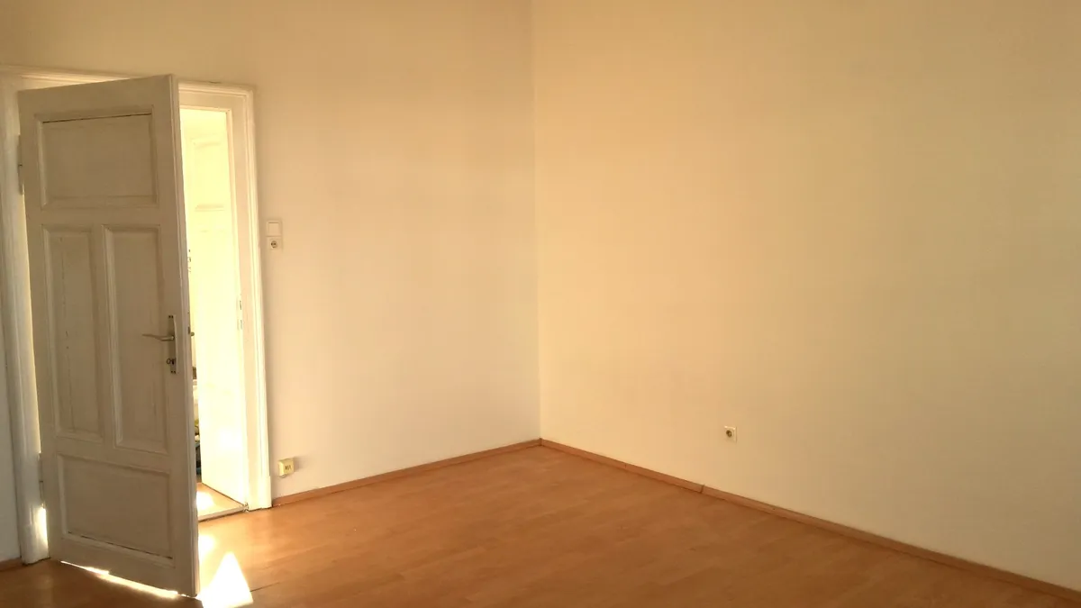 Gepflegte und helle Altbauwohnung (36 m²) nähe Lendplatz zu vermieten – pohled 3