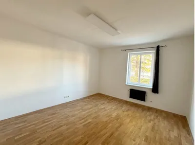 3-Zimmer-Wohnung mieten in Neunkirchen – 80 m², € 864 – Bild 5 von 9
