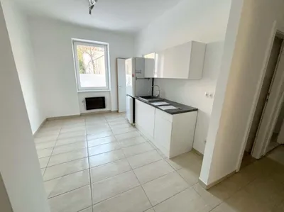 3-Zimmer-Wohnung mieten in Neunkirchen – 80 m², € 864 – Bild 2 von 9