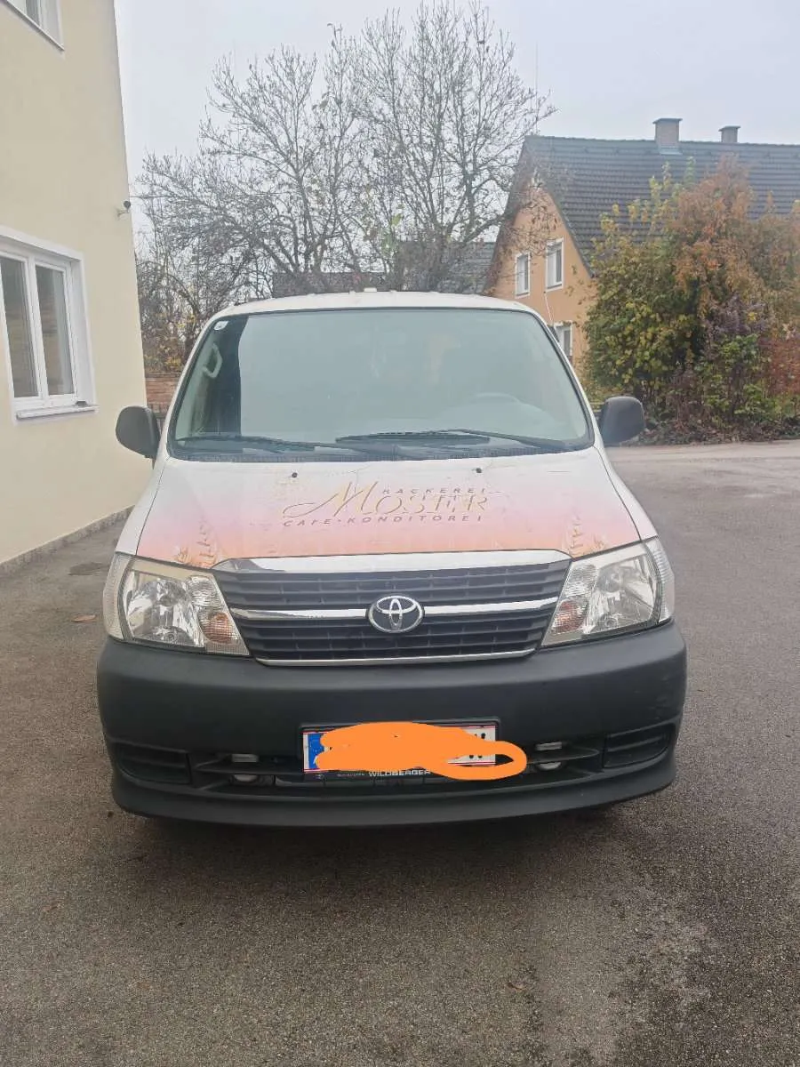 Toyota Hi Ace