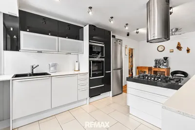 6-Zimmer-Haus kaufen in Wien – 180 m², € 999.000 – Bild 3 von 18