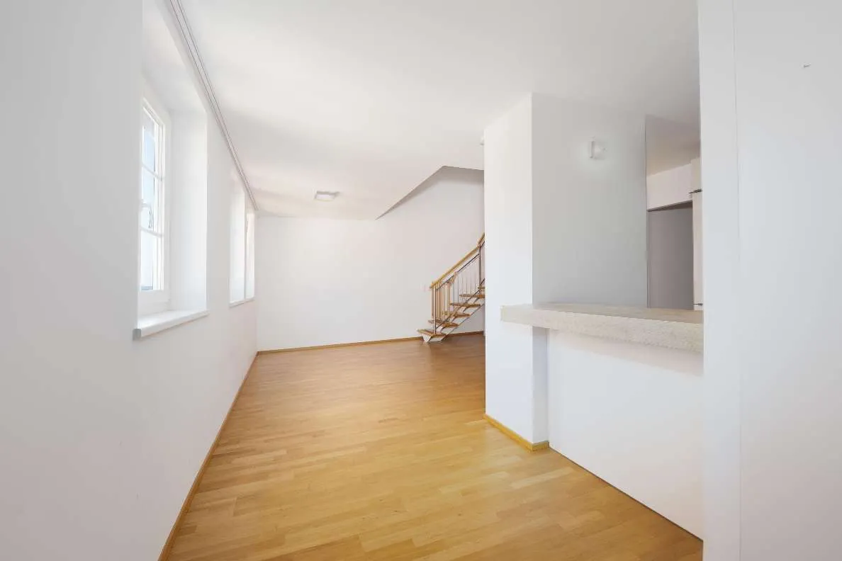Exklusives Loft-Wohnen über den Dächern von Villach - 124 m² Wohntraum mit Dachterrasse - Ansicht 2