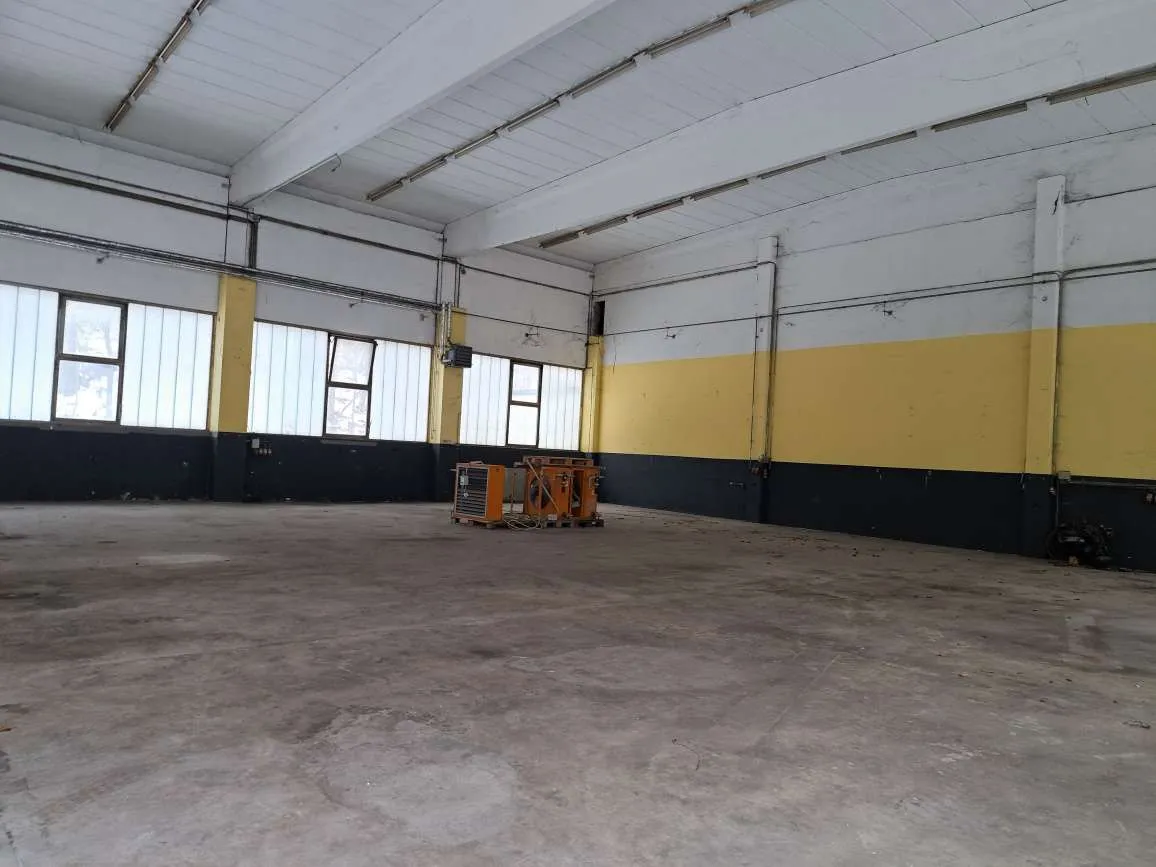 LAGERHALLE 592 m² ZU VERKAUFEN - Ansicht 2