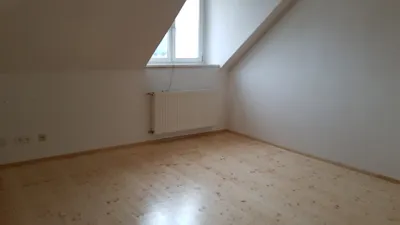 1-Zimmer-Wohnung mieten in Klagenfurt – 20 m², € 255 – Bild 2 von 4