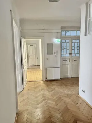 8-Zimmer-Wohnung mieten in Graz – 208 m², € 2.654 – Bild 3 von 18