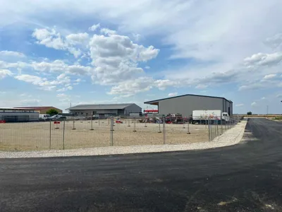 Immobilie mieten in Gänserndorf – 3 000 m², € 1 – Bild 8 von 10