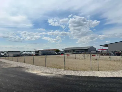 Immobilie mieten in Gänserndorf – 3 000 m², € 1 – Bild 9 von 10