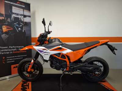 KTM 390 SMC R