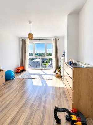 4-Zimmer-Haus kaufen in Gänserndorf – 150 m², € 420.000 – Bild 2 von 12