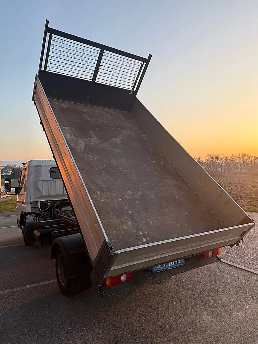 Mitsubishi Canter
