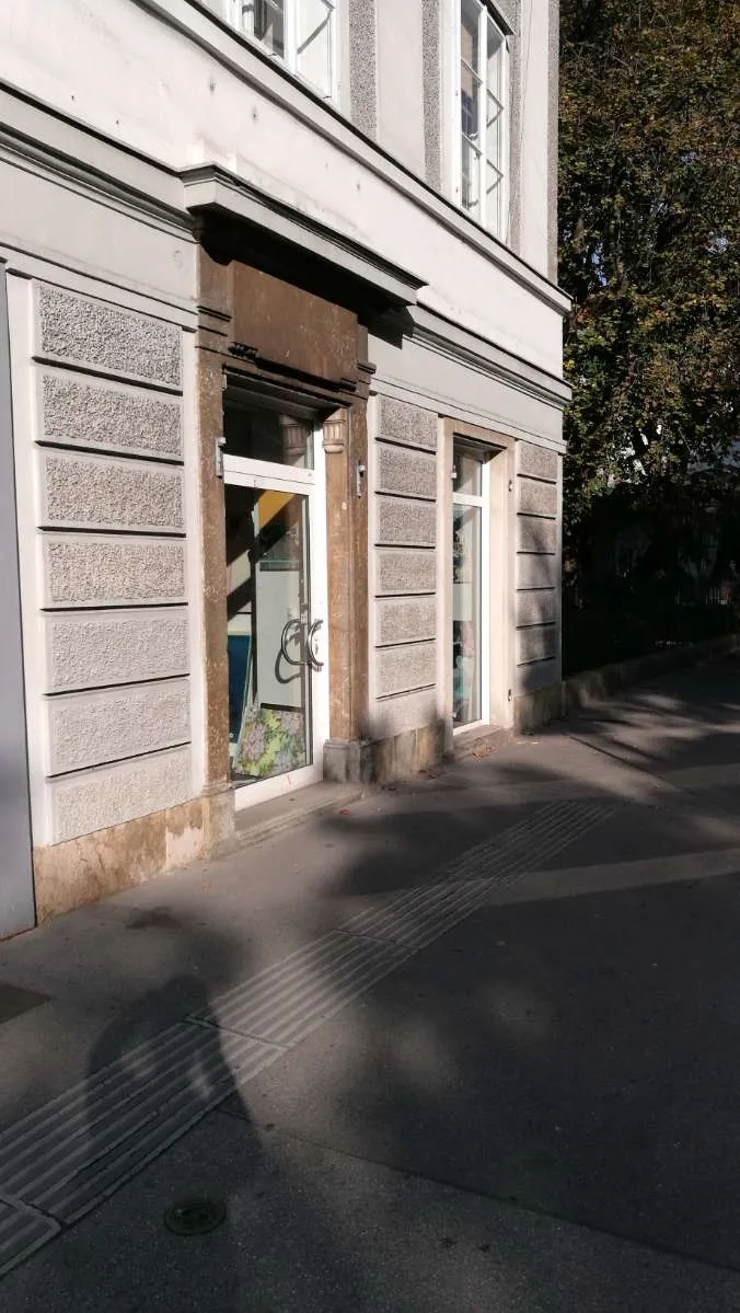Geschäftslokal am Lendkai direkt beim Kunsthaus nähe Innenstadt - Widok 2