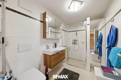 5-Zimmer-Haus kaufen in Hollabrunn – 160 m², € 389.000 – Bild 10 von 25