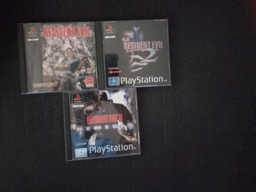 PLAYSTATION 1 PS1 - Resident Evil: Survivor CIB OVP Sammler PSX