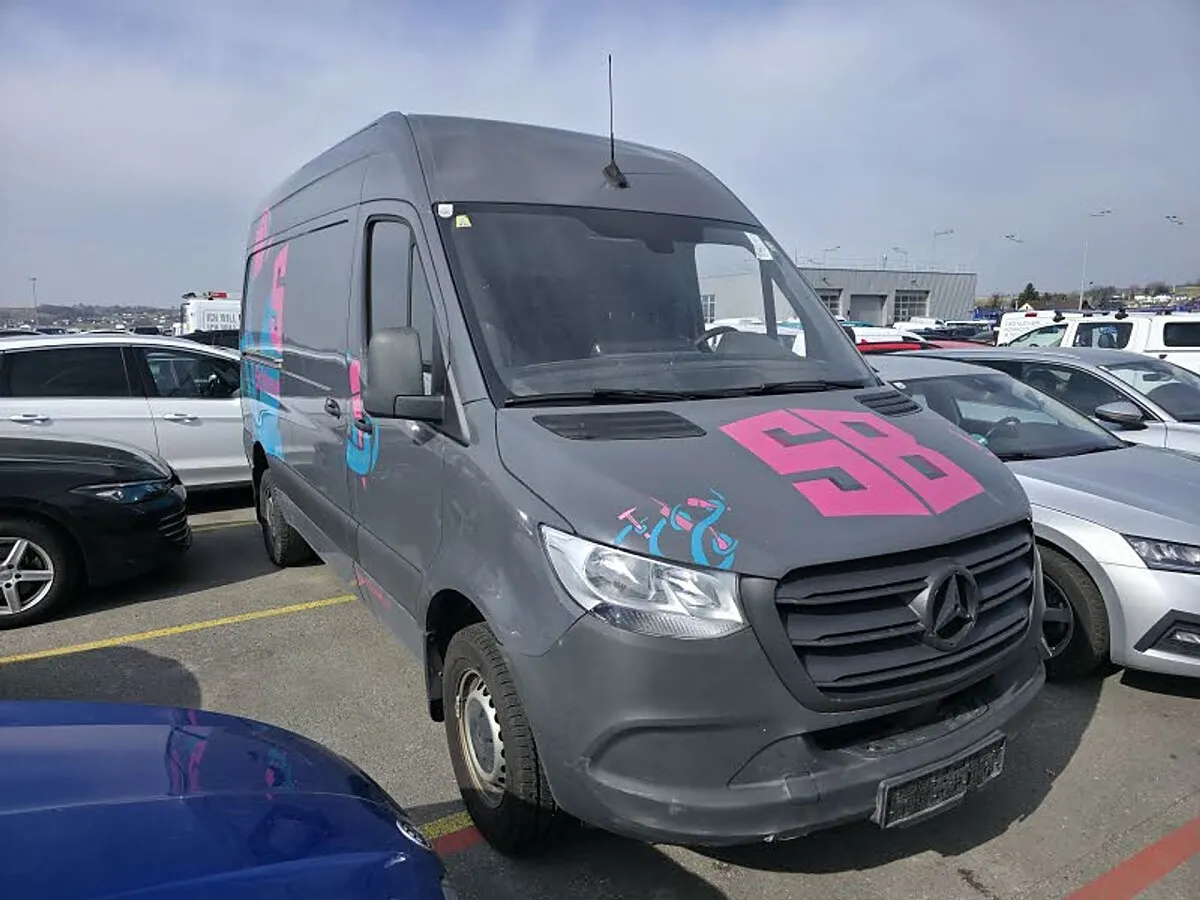 Mercedes-Benz Sprinter