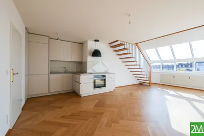 Klimatisierte DG-Maisonette mit toller Dachterrasse und eigenem Garagenplatz – Bild 2