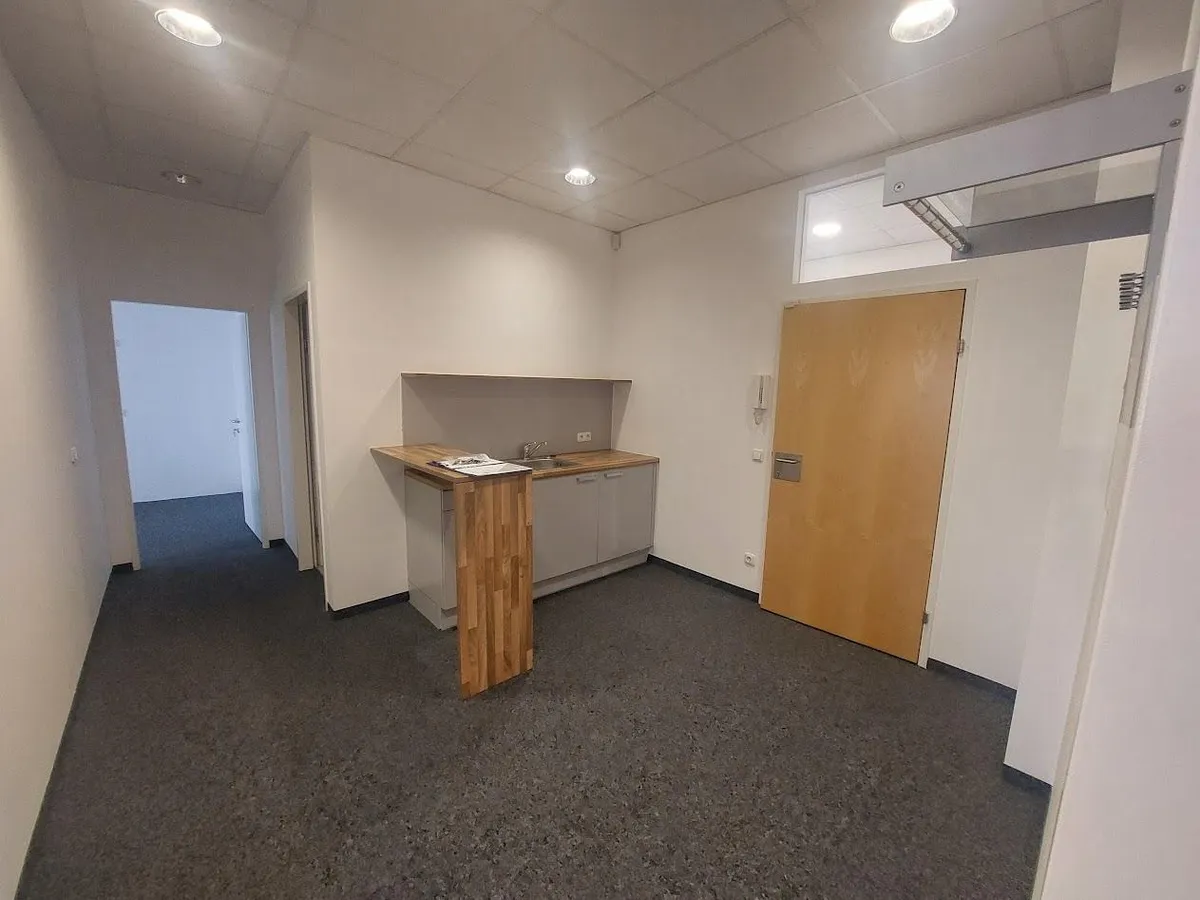 Modernes Büro in der BahnhofsARKADE - Widok 2