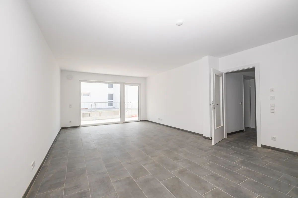 Elsbethen: Ruhige Neubau-Wohnung mit Balkon - Näkymä 2