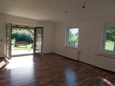 3-Zimmer-Wohnung mieten in Feldkirchen – 89 m², € 1.000 – Bild 2 von 6