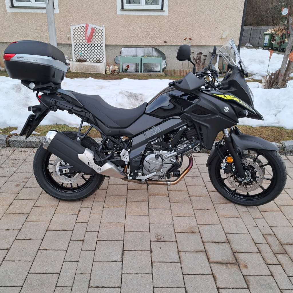 Suzuki V-Strom Tourer