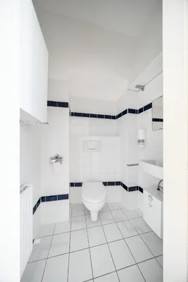 9-Zimmer-Gewerbeimmobilie mieten in Wien – 281 m², € 6.294 – Bild 22 von 32