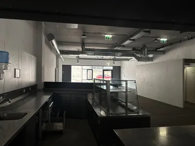 Gewerbeimmobilie mieten in Wien – 417 m², € 7.618 – Bild 9 von 13