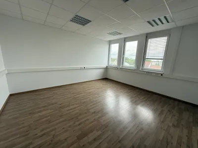 3-Zimmer-Gewerbeimmobilie mieten in Mödling – 108 m², € 1.164 – Bild 6 von 7