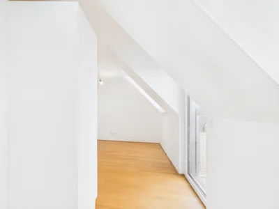 14m² Balkon | 2 Zimmer-Wohnung im 1. DG | Kellerabteil inklusive – Bild 3