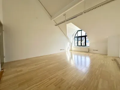 5-Zimmer-Gewerbeimmobilie mieten in Innsbruck – 192 m², € 3.762 – Bild 6 von 7
