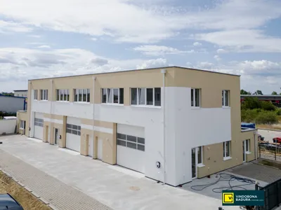 Gewerbeimmobilie mieten in Baden – 177 m², € 2.339