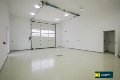 Gewerbeimmobilie mieten in Baden – 177 m², € 2.339 – Bild 2 von 17