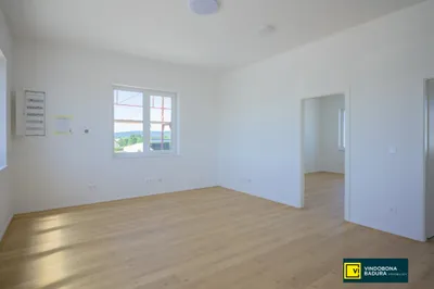 Gewerbeimmobilie mieten in Baden – 177 m², € 2.339 – Bild 6 von 17